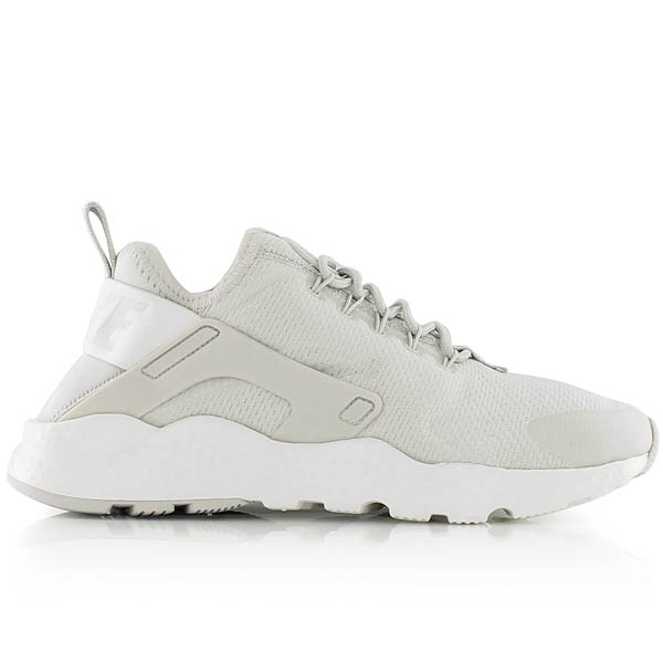 nike huarache light beige